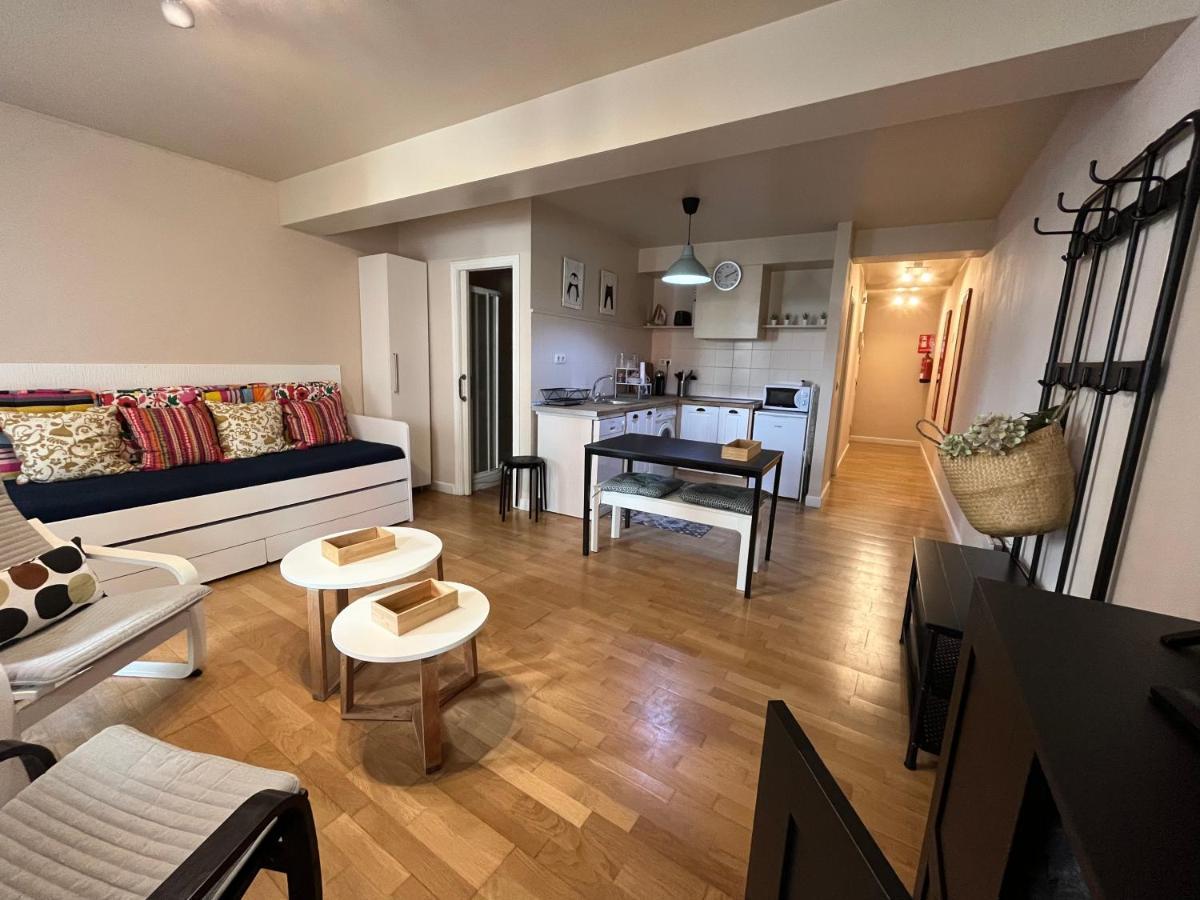 Apartamento Sebrenu 1 リバデセリャ エクステリア 写真