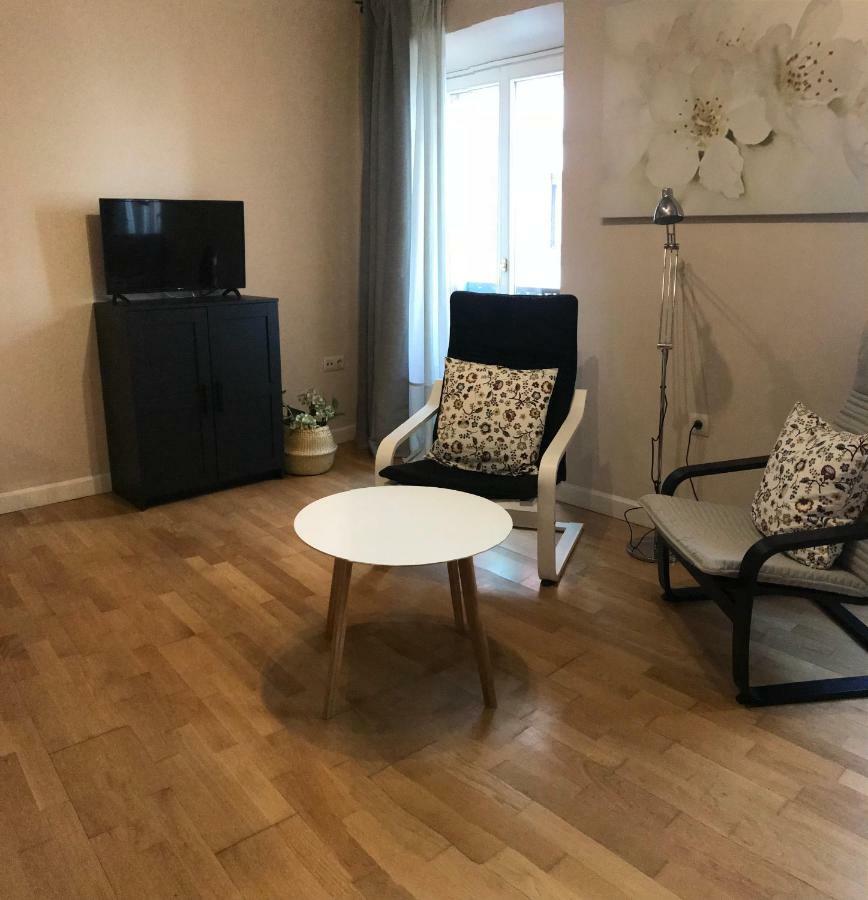 Apartamento Sebrenu 1 リバデセリャ エクステリア 写真